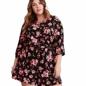 NWT Torrid Black Floral Lace Up Romper